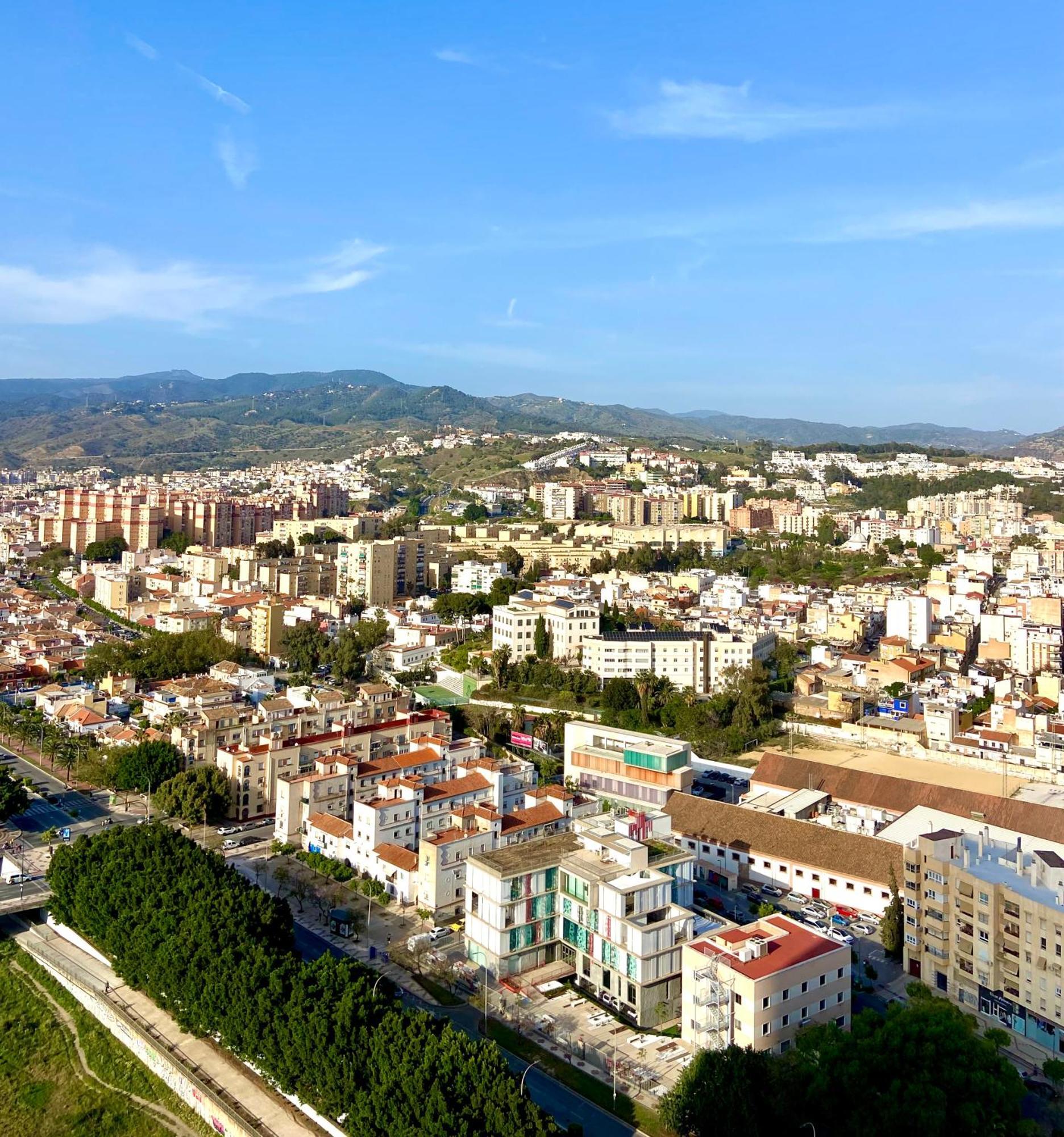 Urban Sky Views Over Málaga Dış mekan fotoğraf